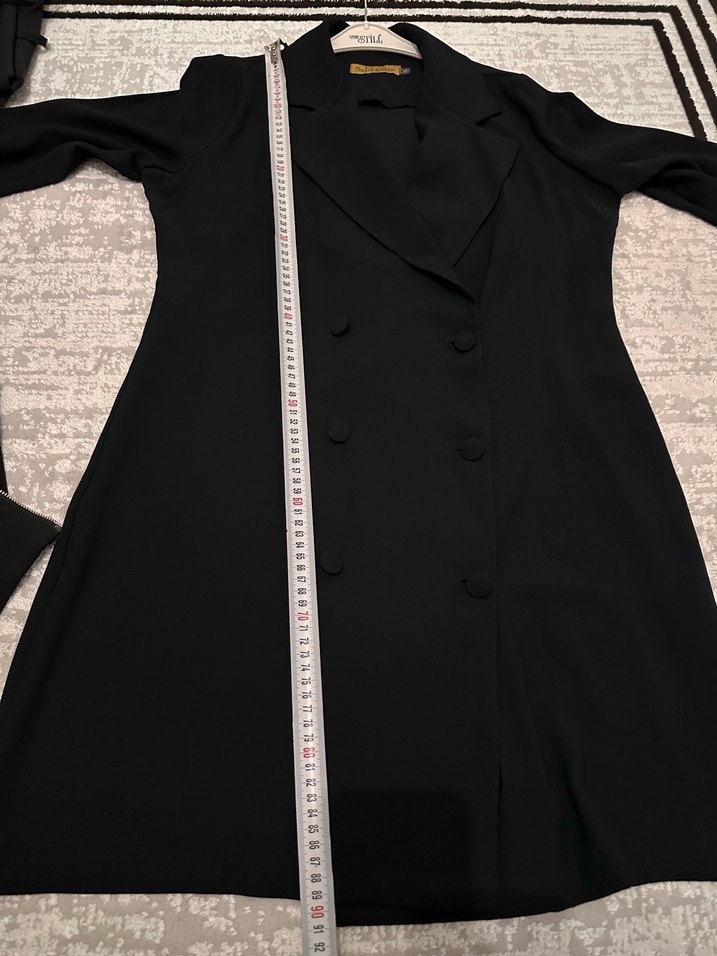 Siyah Kadın Uzun Kollu Düğmeli Takım - Görsel 4