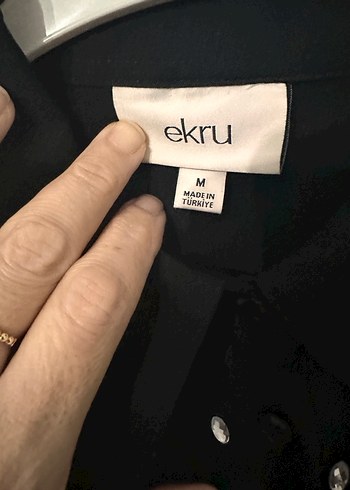 Mavi Düğmeli Uzun Kollu Kadın Gömlek - Görsel 2