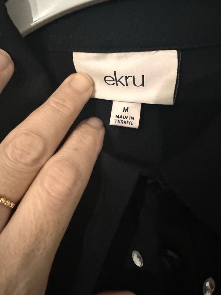 Mavi Düğmeli Uzun Kollu Kadın Gömlek - Görsel 2