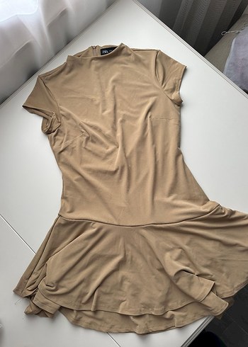 Zara Bej Yüksek Yakalı Kısa Kollu Kadın Elbise