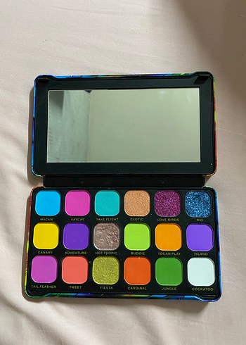 Revolution Çok Renkli Far Paleti ve Show your paleti - Görsel 2