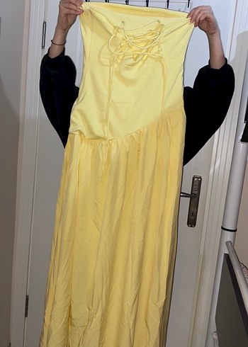 Sarı Drapeli Straplez Uzun Elbise - Görsel 3