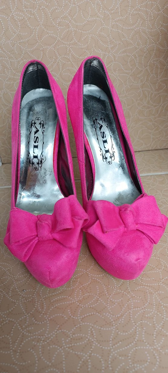 Pembe Süet Fiyonklu Yüksek Topuklu Kadın Ayakkabı - Görsel 2