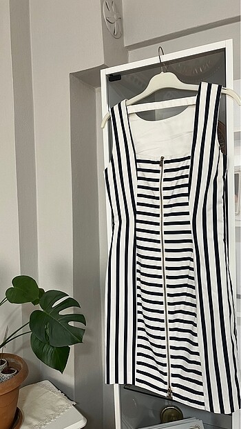 H&M Çizgili elbise