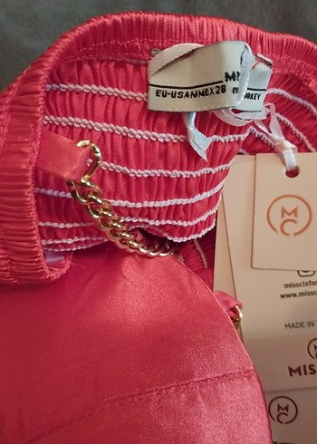 Zincir Detaylı Kırmızı Straplez Büstiyer - Görsel 5