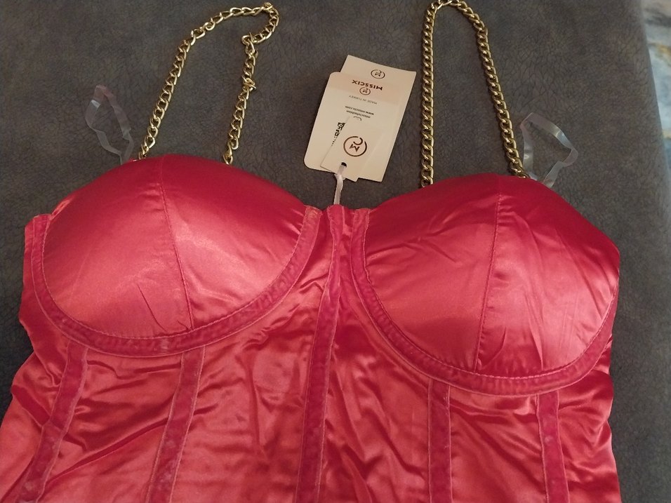 Zincir Detaylı Kırmızı Straplez Büstiyer - Görsel 2