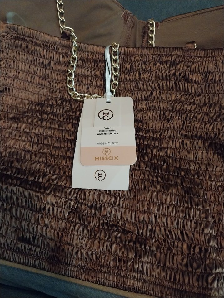 Zincir Detaylı Kahverengi saten  Straplez Büstiyer - Görsel 4