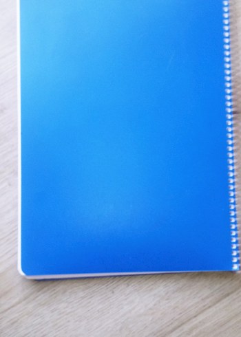 Mavi Parlak Kapaklı Kareli Defter A4