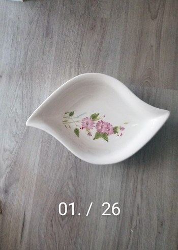 Pastel Çiçek Desenli Beyaz Servis Tabağı