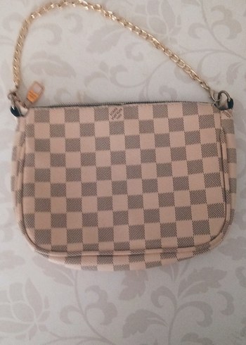 Louis Vuitton Bej Deri Kareli Kadın Çanta
