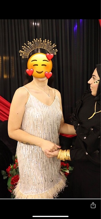 After gold taç