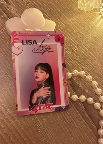 Lisa tekli lomo  | aesthetic fanmade | clean vibe - Görsel 2