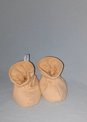 kiraz çekirdekli bebek patik