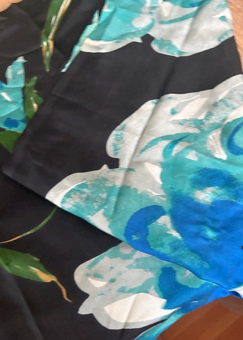 Bohem Tarzda Mavi İpek Şal - Görsel 8