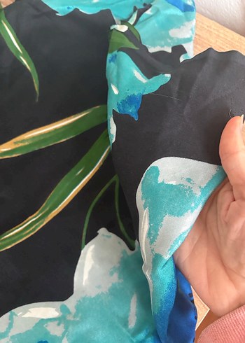 Bohem Tarzda Mavi İpek Şal - Görsel 11