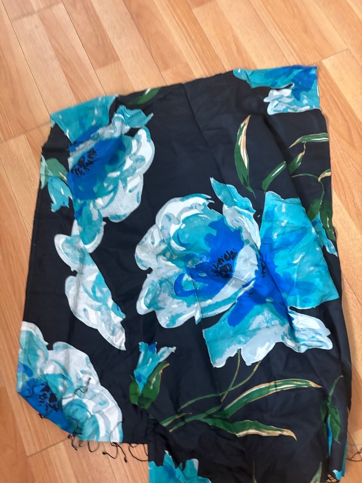 Bohem Tarzda Mavi İpek Şal - Görsel 2