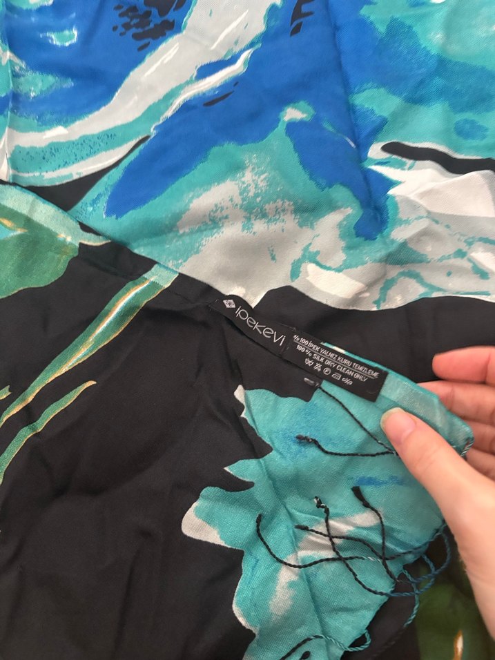 Bohem Tarzda Mavi İpek Şal - Görsel 4