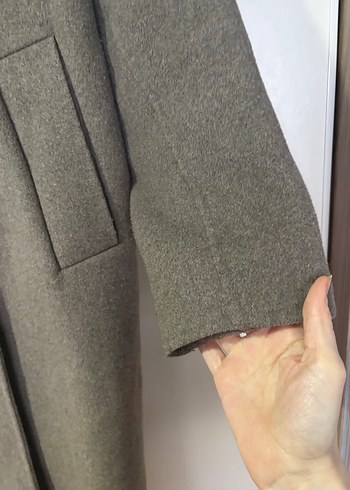 Düğmeli Uzun Koyu Kahverengi Kaban mango - Görsel 3