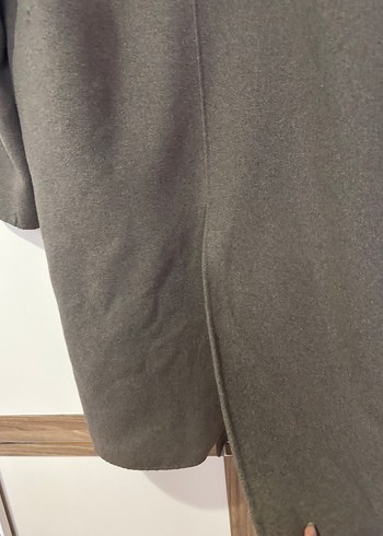 Düğmeli Uzun Koyu Kahverengi Kaban mango - Görsel 8