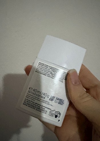 La Roche-Posay Anthelios UVA/UVB SPF 50+ Güneş Koruyucu - Görsel 3