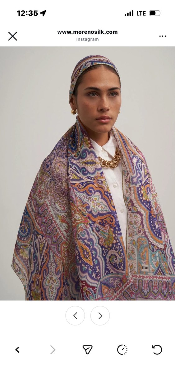 Zincir Detaylı Çok Renkli Saten Kadın Şal Moreno - Görsel 3