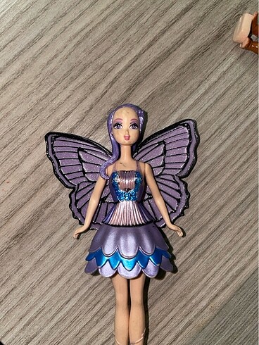  Barbie figürü