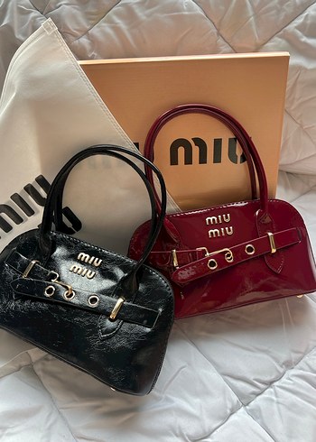 Miu Miu Kırmızı Kadın Deri Çanta