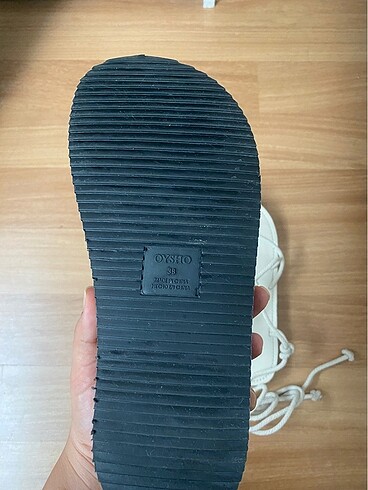Oysho OYSHO 38 numara bilekten bağcıklı sandalet