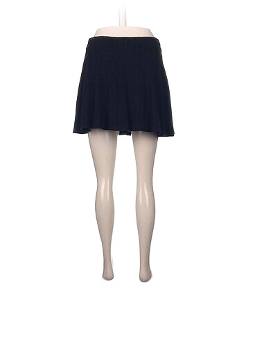 s Beden Bershka Mini Etek %70 İndirimli.