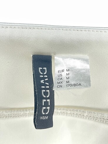 m Beden beyaz Renk H&M Mini Etek %70 İndirimli.