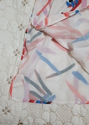 50 Beden Renkli Batik Desenli Gömlek