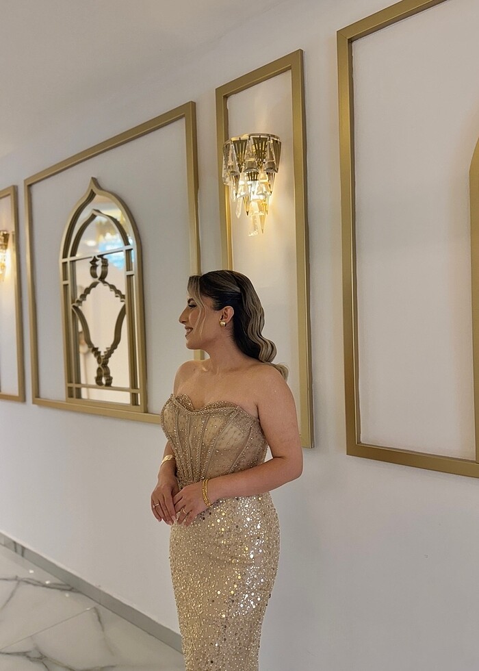 Taşlı ve pullu abiye - Görsel 2