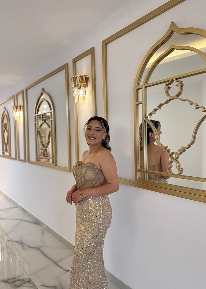 Taşlı ve pullu abiye - Görsel 3