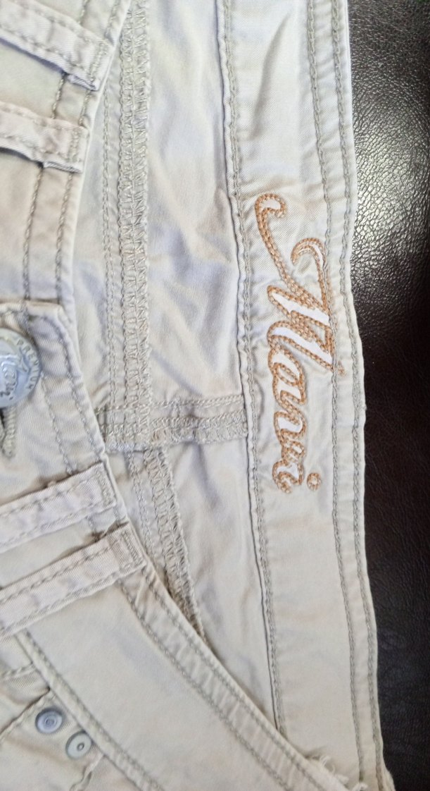 Beyaz Keten Hamile Mini Şort - Görsel 2