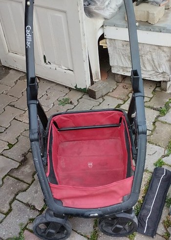 Kırmızı Bebek Arabası - Görsel 3