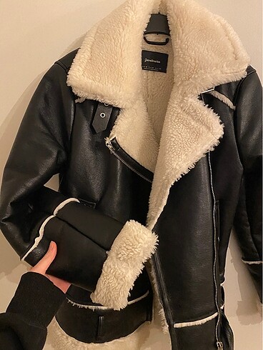 Stradivarius Stradivarius Suni Kurklu Deri Ceket
