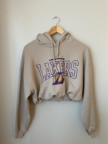 Pull and Bear Bej NBA Lakers Crop Sweatshirt