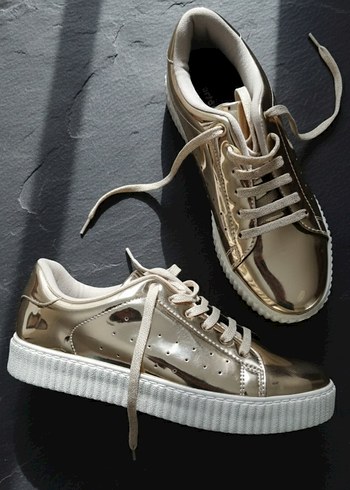 Sokak Stili Altın Platform Kadın Spor Ayakkabı - Görsel 3