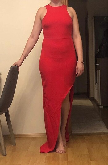 Kırmızı abiye elbise
