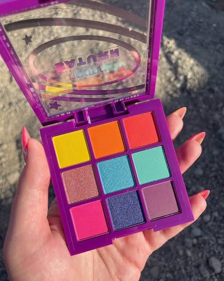 Flormar SATURN Çok Renkli Parlak Far Paleti - Görsel 2