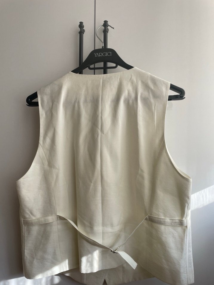 Düğmeli Beyaz Keten Kadın Yelek - Görsel 2