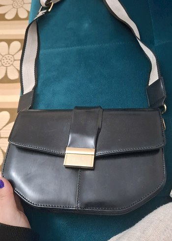 Louis Vuitton Sik Siyah Deri Capraz Canta