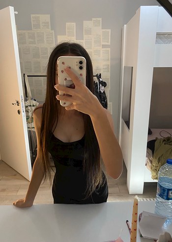 Siyah ince askılı uzun elbise
