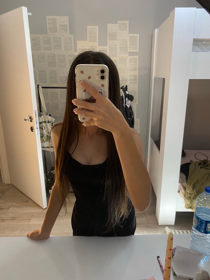 Siyah ince askılı uzun elbise - Görsel 3