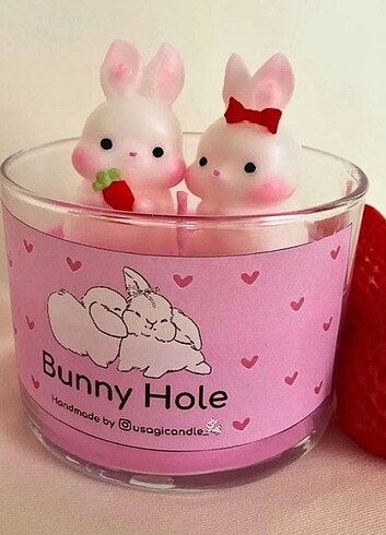 Diğer Bunny Hole Mum (tavşan kokulu mum)