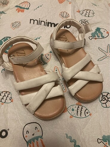 Zara sandalet 24 numara