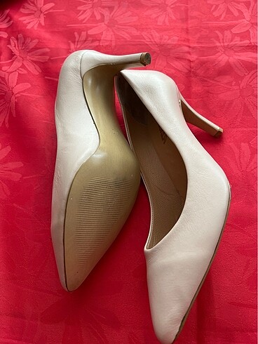 40 Beden Stiletto