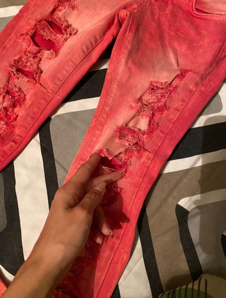 Pembe Yırtık Detaylı Kadın Denim Pantolon - Görsel 3