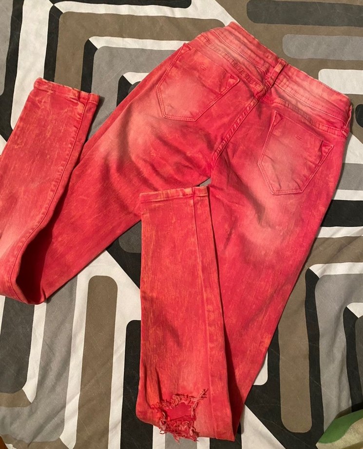 Pembe Yırtık Detaylı Kadın Denim Pantolon - Görsel 4