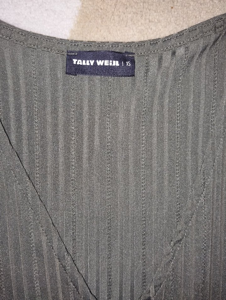 V Yaka Piliseli Uzun haki Tulum - Görsel 4